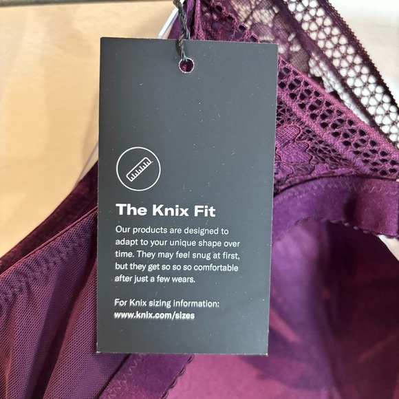 KNIX Sz XL Lace Deep V Padded No Underwire Bralette Bra NEW WITH TAGS. - Picture 8 of 10